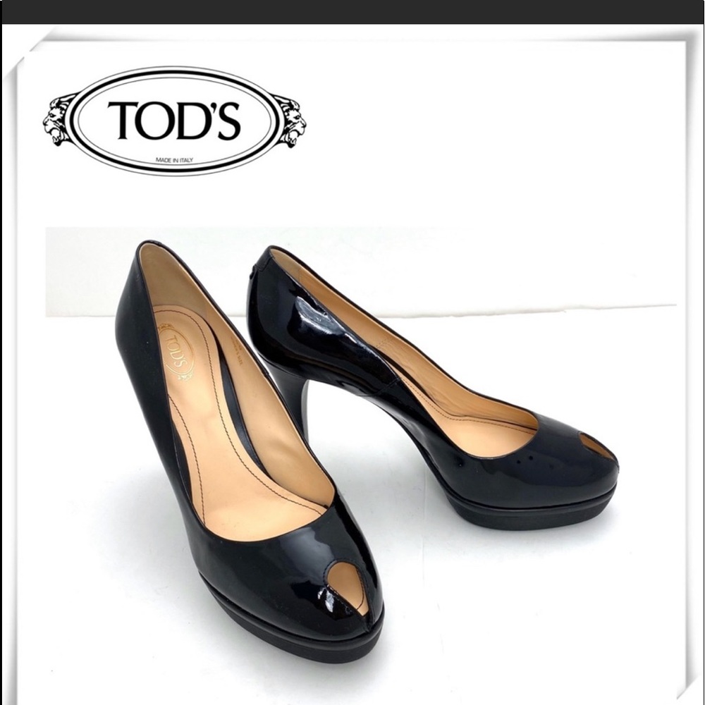 NWOT Tods Patent Leather Peep toe Platform Heel